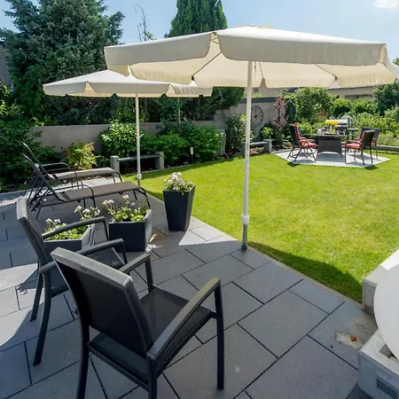 Apartment Familien- U Gruppenunterkunft Luxus-dachloft 2 Weitere Schlafzimmern Bensheim